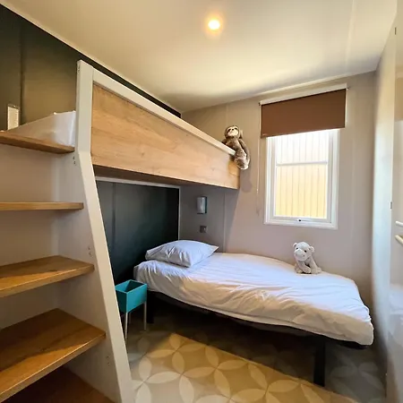 La Clape Village אתר קמפינג