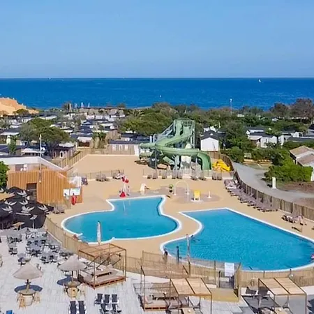 La Clape Village