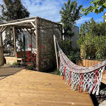 אתר קמפינג La Clape Village *